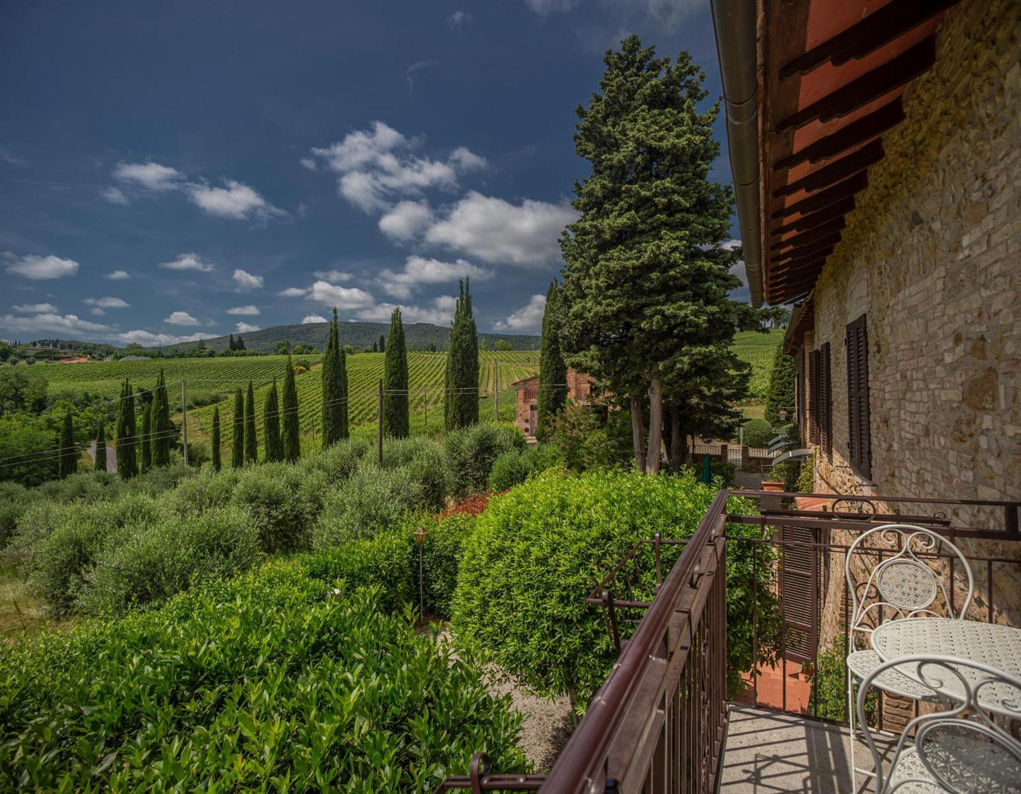 Il Casale Del Cotone Guest House San Gimignano Exterior photo